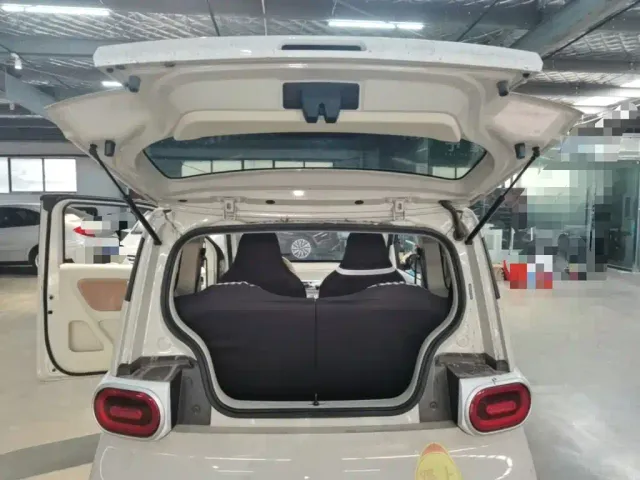 Wuling Hongguang Mini EV — Фото автомобиля 18
