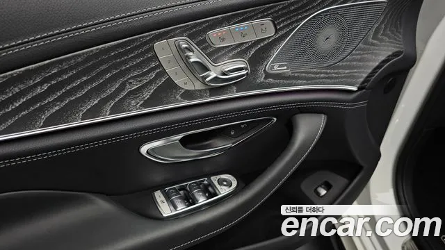 Mercedes-Benz AMG GT 4 двери 43 4MATIC+ Dynamic — Фото автомобиля 16