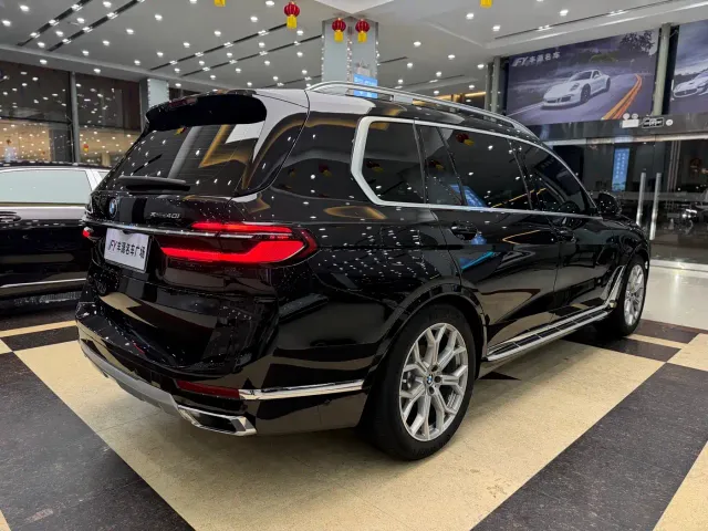 BMW X7 — Фото автомобиля 27