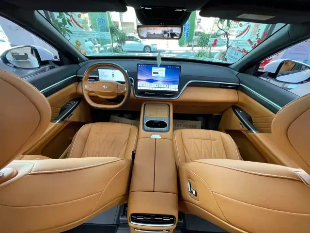 Dongfeng eπ 008 — Фото автомобиля 7
