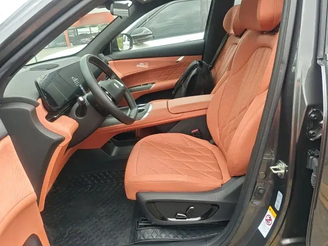 Changan CS75 Plus — Фото автомобиля 14
