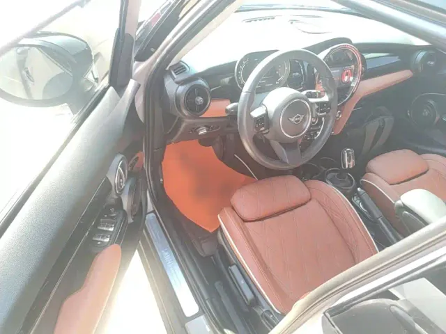 MINI Hatch — Фото автомобиля 15