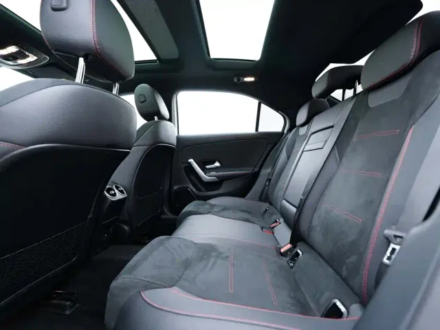Mercedes-Benz A-Class — Фото автомобиля 20