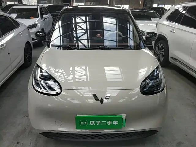 Wuling Bingo — Фото автомобиля 2