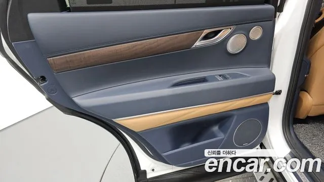 Genesis GV80 — Фото автомобиля 14