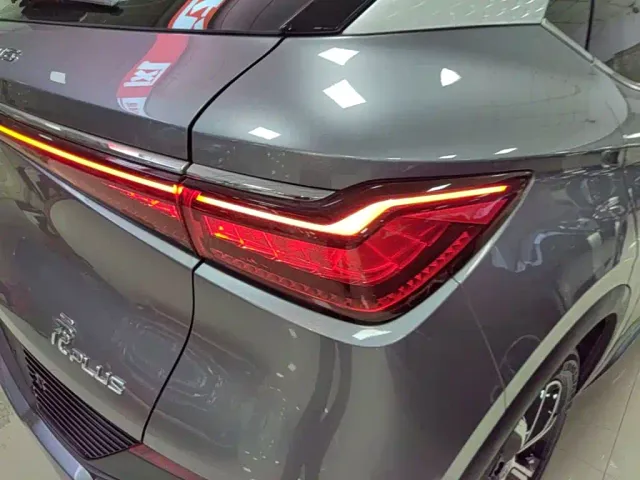 BYD Yuan PLUS — Фото автомобиля 7