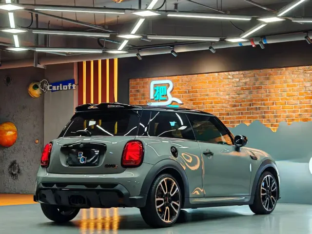 MINI Hatch — Фото автомобиля 29