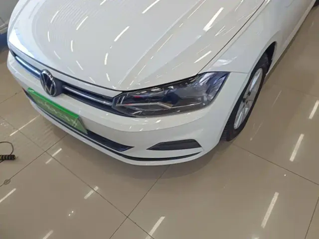 Volkswagen Polo — Фото автомобиля 23