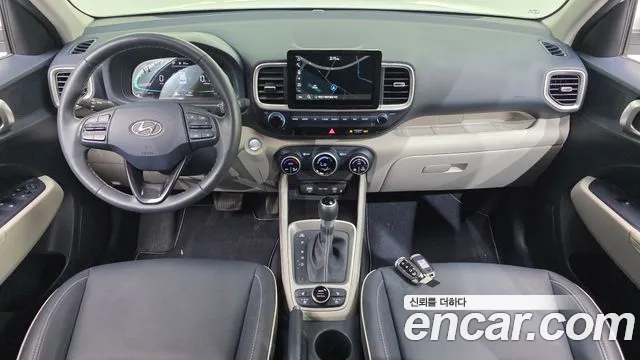 Hyundai Venue — Фото автомобиля 7