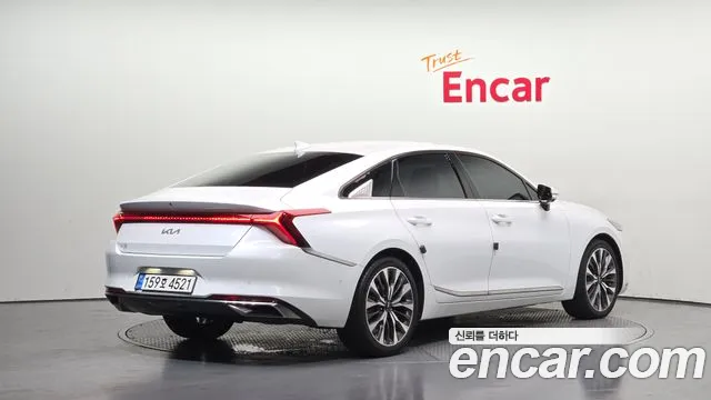 Kia K8 2.5 Бензин 2WD — Фото автомобиля 2