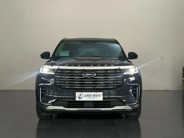 Ford Explorer — Фото автомобиля 2