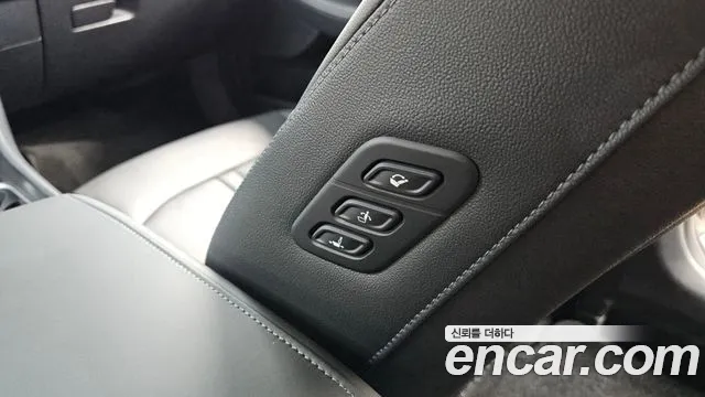 Hyundai Sonata — Фото автомобиля 25