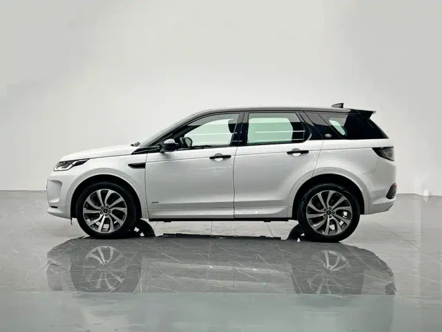 Land Rover Discovery Sport — Фото автомобиля 3
