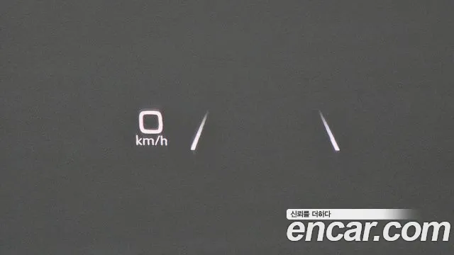 Audi Q4 e-tron — Фото автомобиля 15