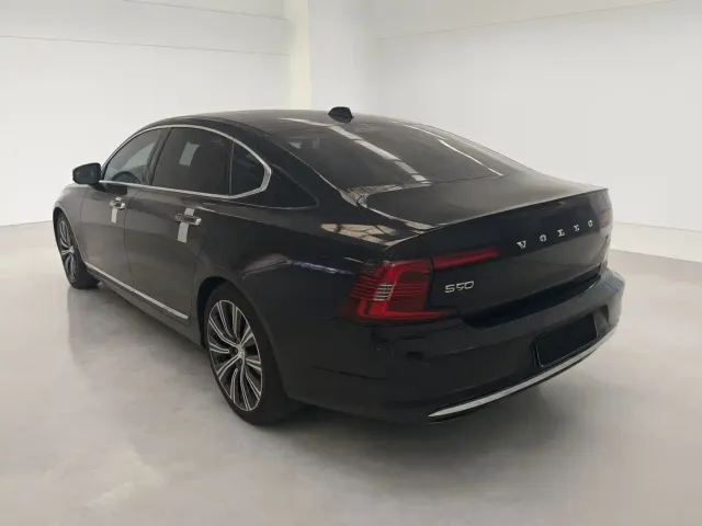 Volvo S90 — Фото автомобиля 5