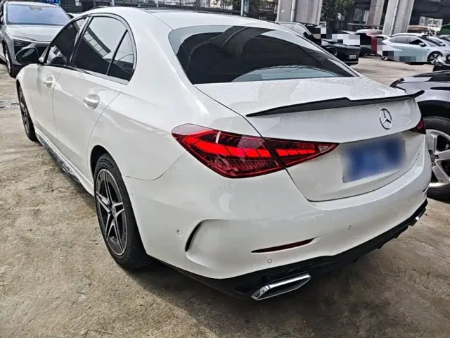 Mercedes-Benz C-Class — Фото автомобиля 4