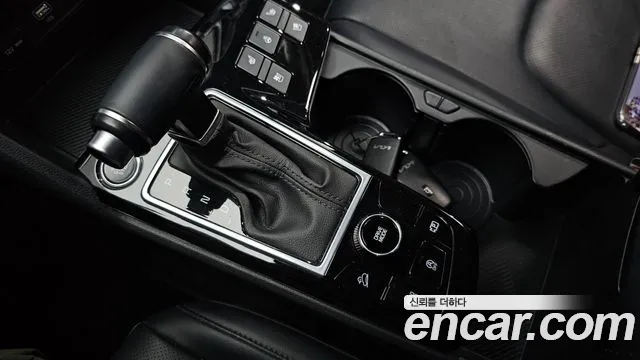 Kia Sportage Sportage 5-е поколение Дизель 2.0 2WD — Фото автомобиля 6