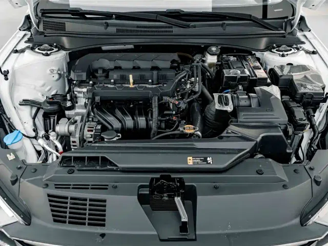 Hyundai Elantra — Фото автомобиля 23