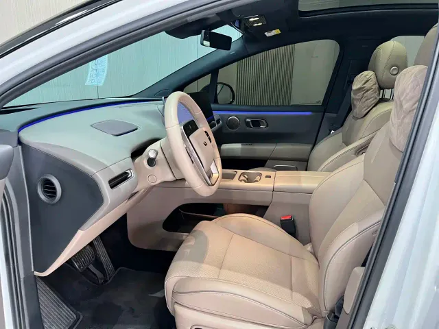 Li Auto i6 — Фото автомобиля 4