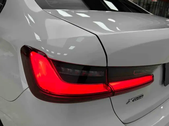 BMW 3 Series — Фото автомобиля 24