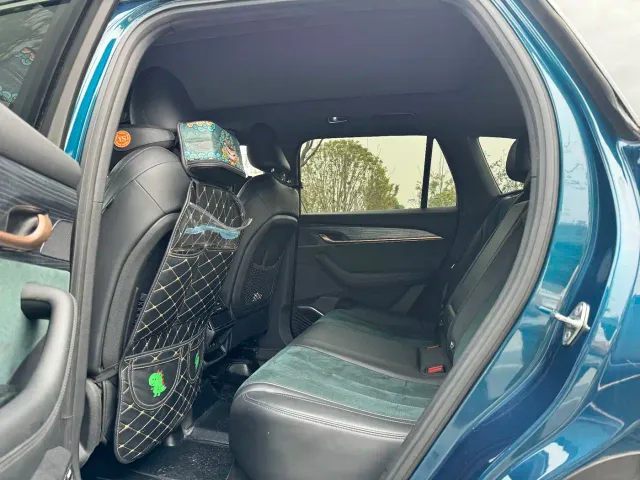 Geely Xingyue L — Фото автомобиля 9