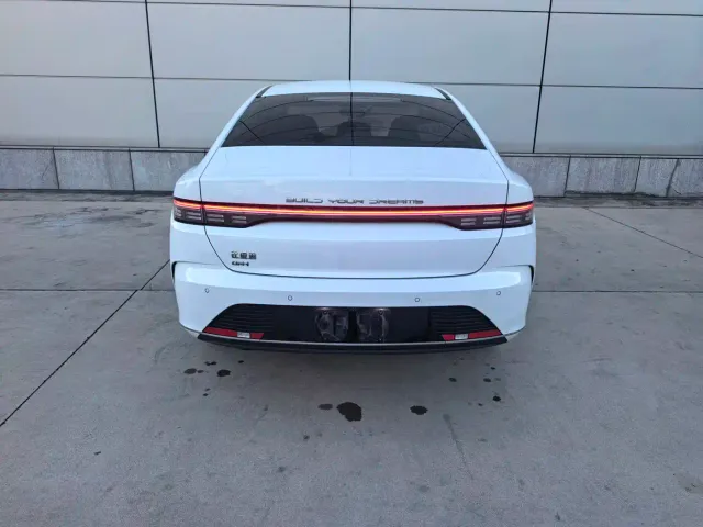 BYD Destroyer 05 — Фото автомобиля 5