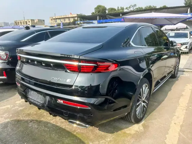 Geely Xingrui — Фото автомобиля 11