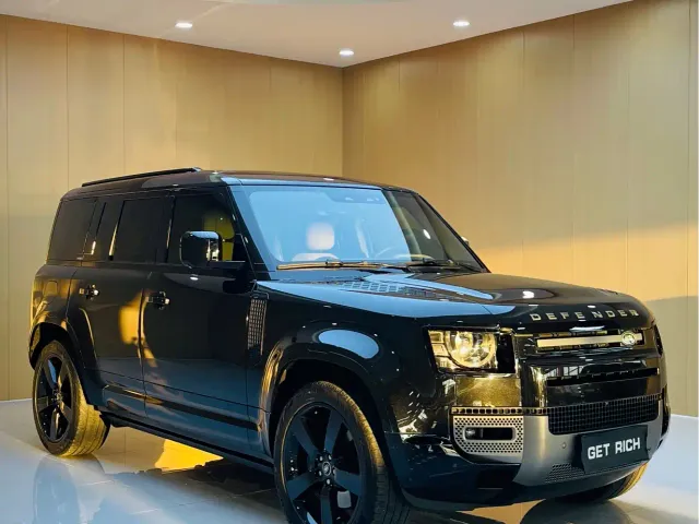 Land Rover Defender — Фото автомобиля 3