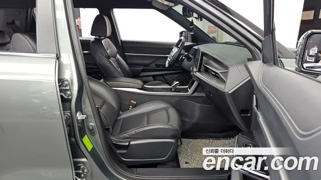 KG_Mobility_Ssangyong Torres Torres Бензин 1.5 2WD — Фото автомобиля 10