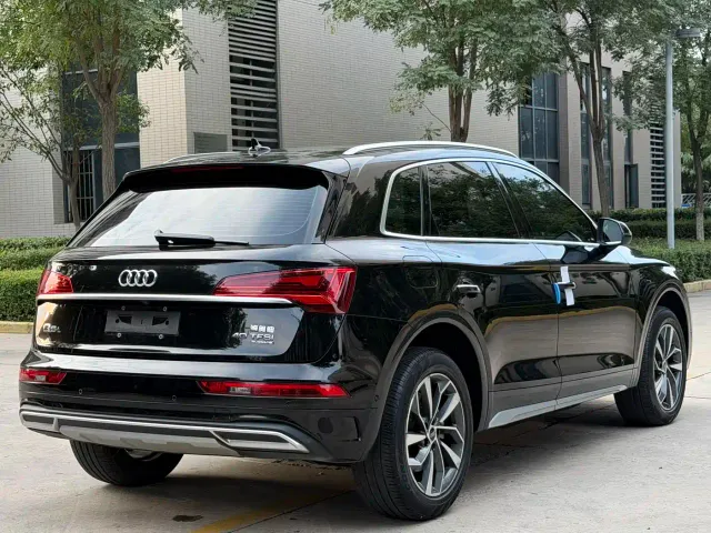 Audi Audi Q5L 2022 40T Fashion Elegance — Фото автомобиля 16