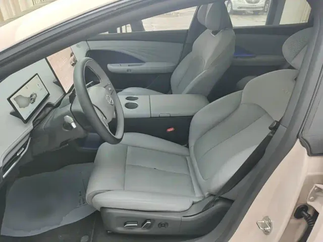 Nissan N7 — Фото автомобиля 14