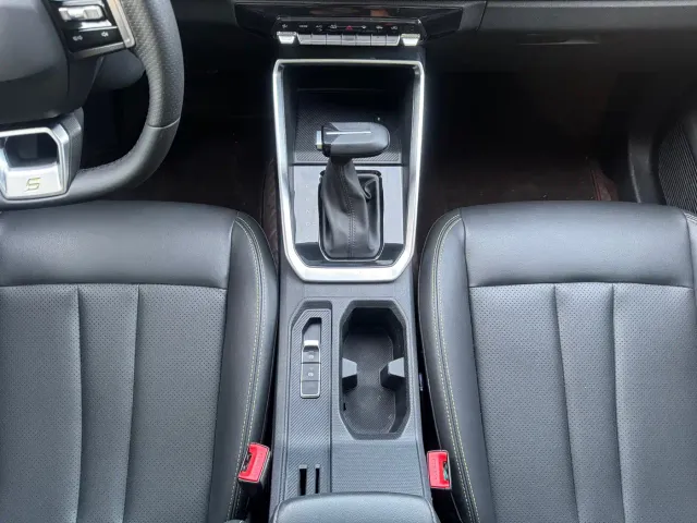 Wuling Xingchi — Фото автомобиля 9