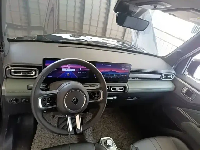 Baojun Yep — Фото автомобиля 9