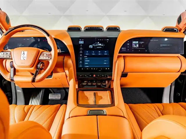 BYD U8 — Фото автомобиля 15