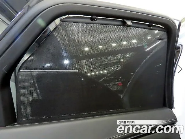 Genesis GV70 — Фото автомобиля 13