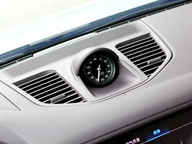 Porsche Panamera — Фото автомобиля 13