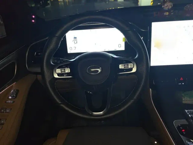GAC Trumpchi GS8 — Фото автомобиля 6