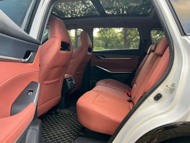 Changan CS75 Plus — Фото автомобиля 14