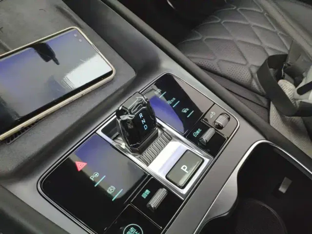 BYD Sealion 07 EV — Фото автомобиля 13
