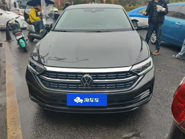 Volkswagen Sagitar — Фото автомобиля 2