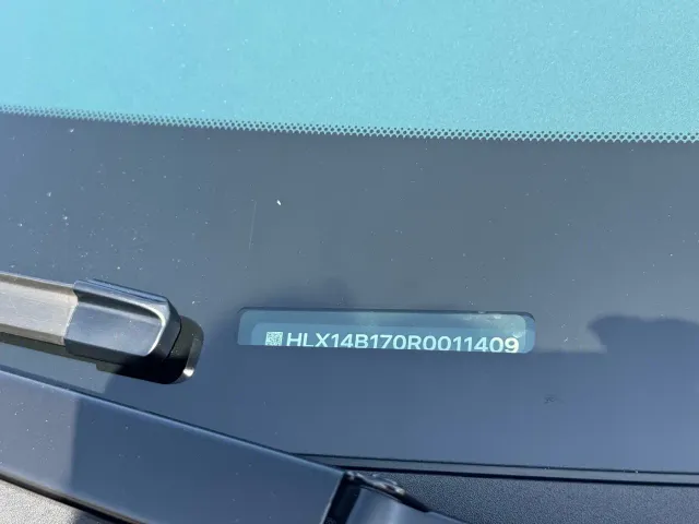 Li Auto MEGA — Фото автомобиля 28