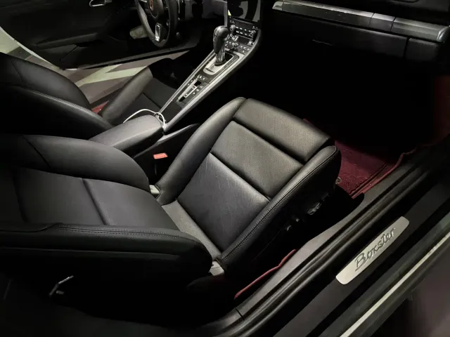 Porsche 718 — Фото автомобиля 6