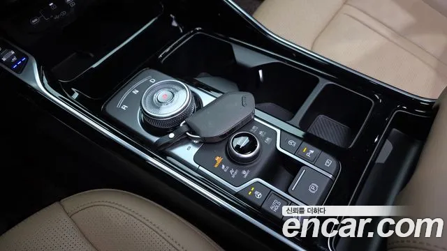 Kia Sorento Новый Sorento 4 поколение Бензин 2.5T 4WD — Фото автомобиля 9