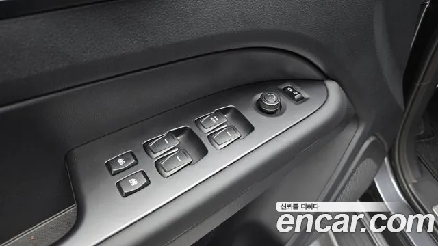 KG_Mobility_Ssangyong Musso Musso (Q300) Бензин 2.0 4WD — Фото автомобиля 20