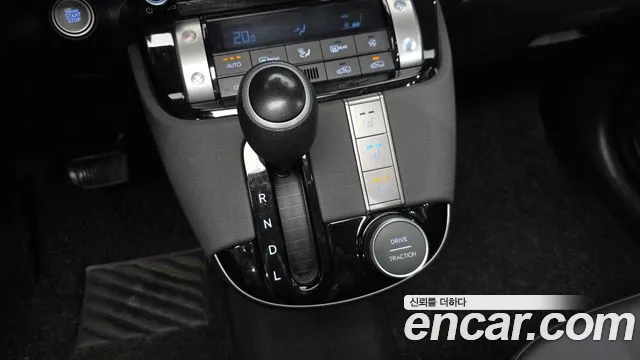 Hyundai Casper — Фото автомобиля 12