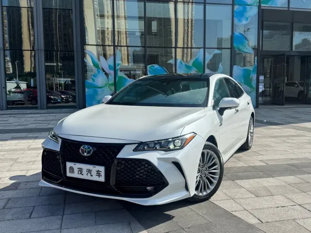 Фотография автомобиля — Toyota Avalon