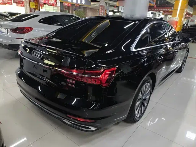 Audi A6L — Фото автомобиля 6