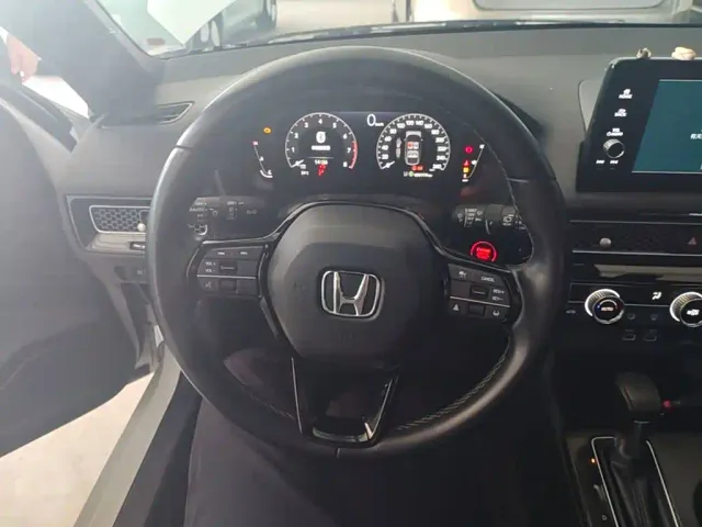 Honda Civic — Фото автомобиля 10