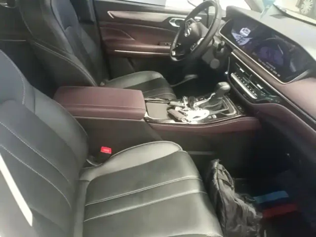 GAC Trumpchi M6 — Фото автомобиля 24