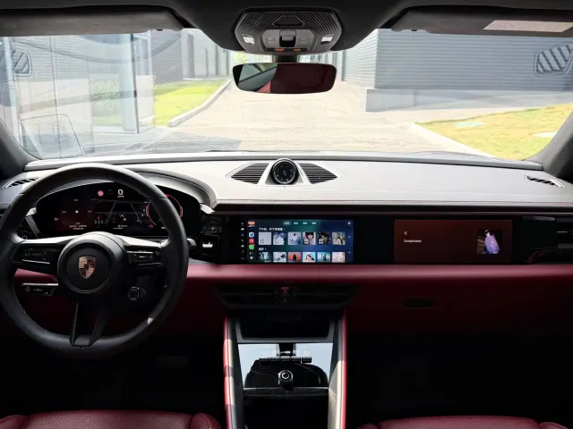 Porsche Macan EV — Фото автомобиля 8